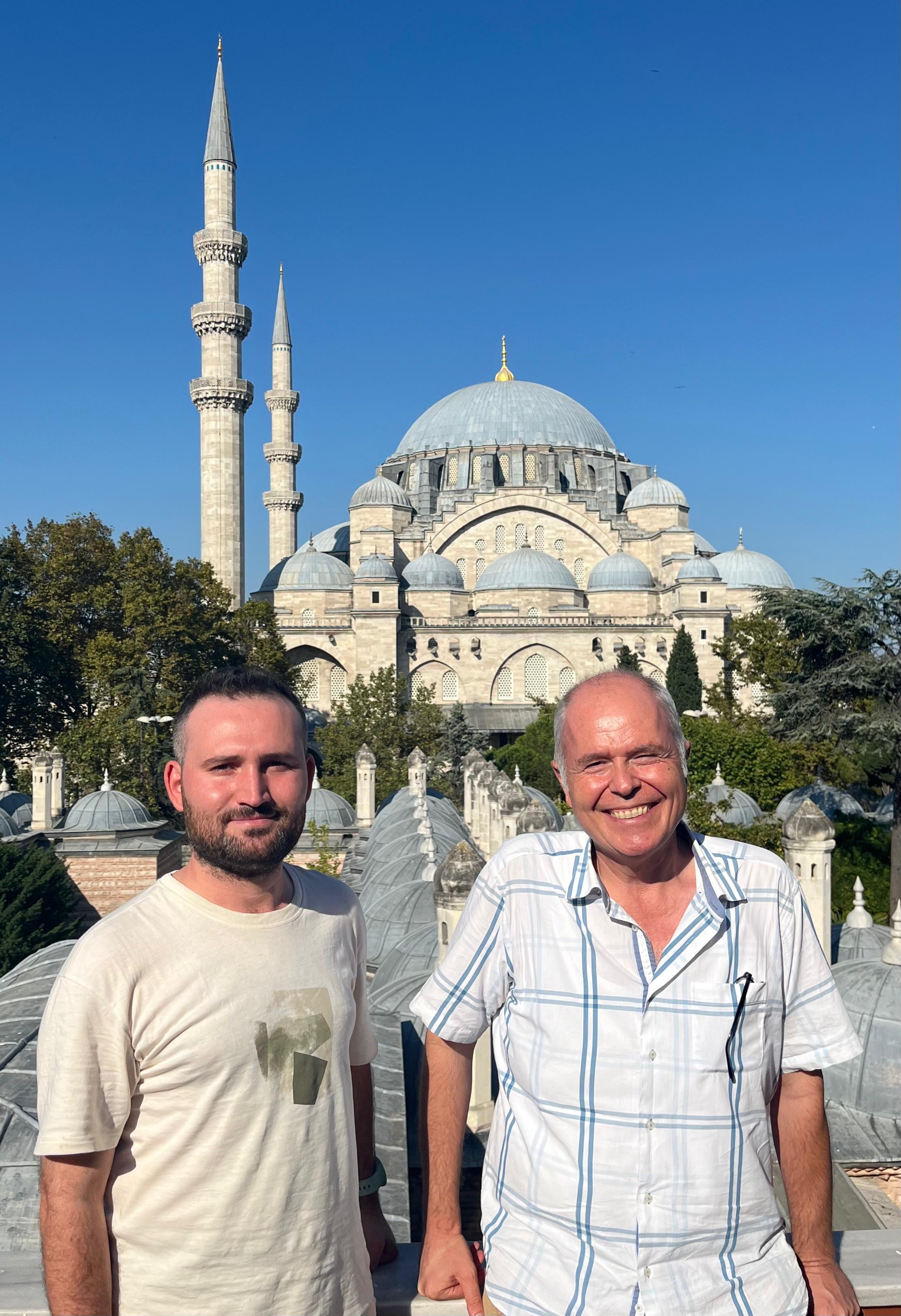 İSTANBUL'UN ORTASINDA TARİH VE LEZZET